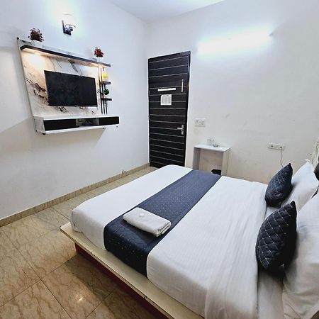 Hotel Tulip Near Delhi Airport Nové Dillí Exteriér fotografie