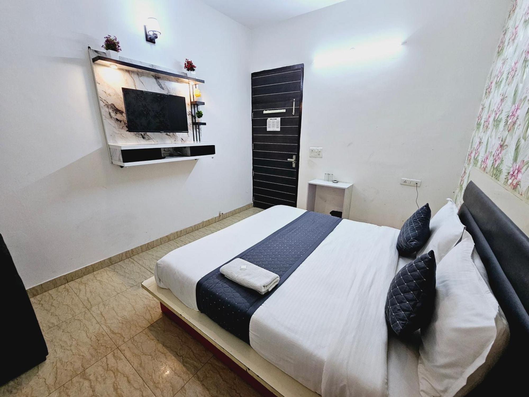 Hotel Tulip Near Delhi Airport Nové Dillí Exteriér fotografie