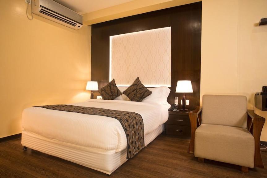 Hotel Tulip Near Delhi Airport Nové Dillí Exteriér fotografie